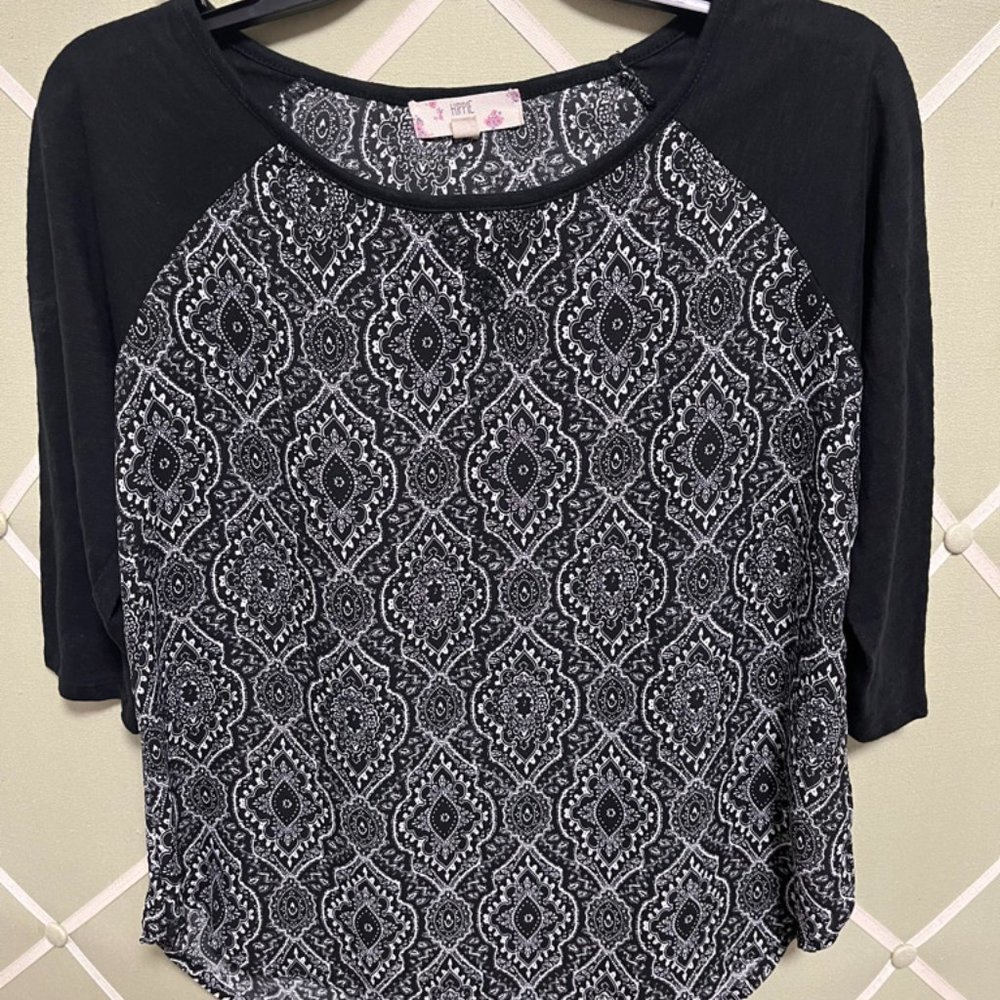 Hippie Rose Black and White Top